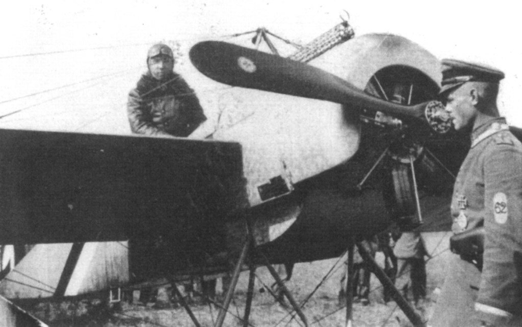 Más información sobre "Aviones del ROF: Fokker E.III"