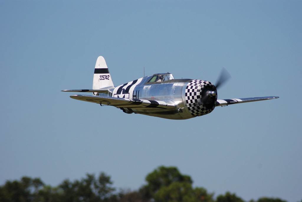 Más información sobre "Thunderbolt vs Spitfire"