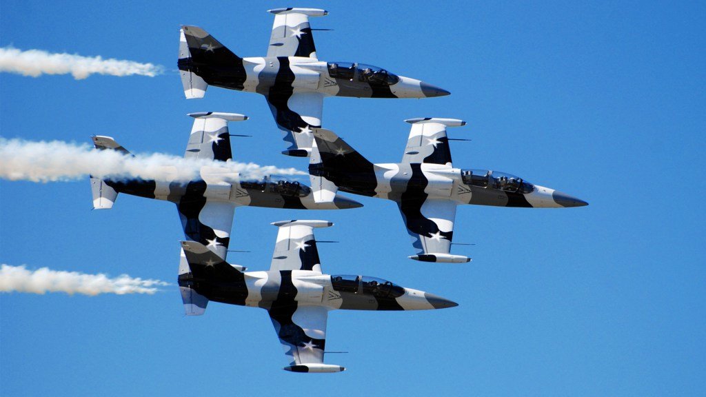 Más información sobre "DCS Aero L-39 Albatross"