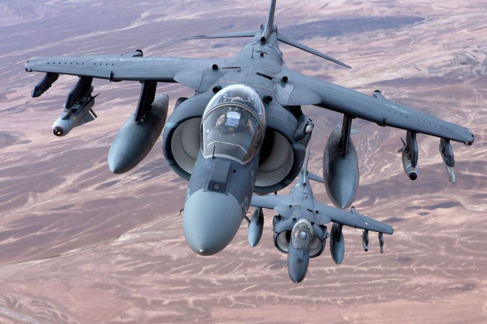 av-8b-harrier-ii_003.thumb.jpg.3a3b871357548bf63b0d3f0b9821ba5f.jpg